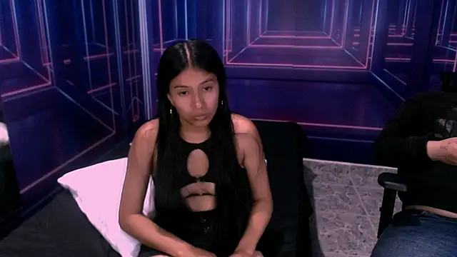 Charly and laura online show from October 31, 7:40 pm