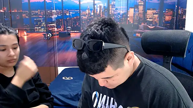 Charly and laura online show from October 8, 9:08 pm