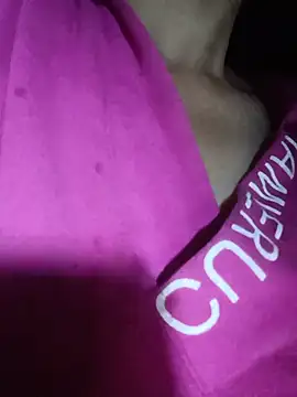 bree-zz online show from May 17, 9:58 pm