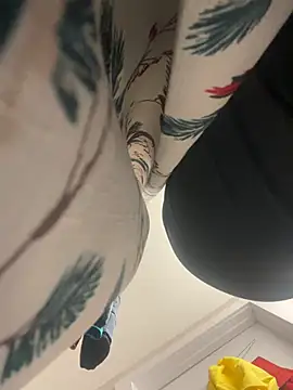 sexybriiiixoxo online show from May 10, 3:30 am