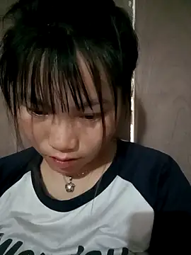min-xinh online show from May 9, 11:18 pm