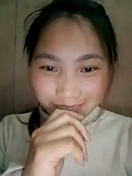 min-xinh online show from February 4, 10:40 am