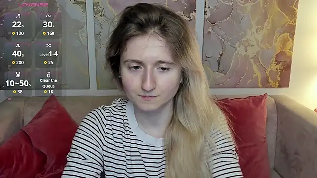 CamillaDreamer online show from April 29, 6:13 pm