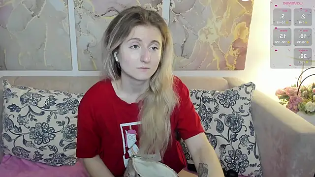 CamillaDreamer online show from May 20, 10:56 am