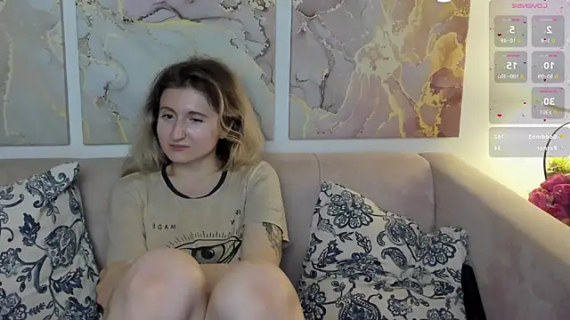 CamillaDreamer online show from May 24, 2:49 pm