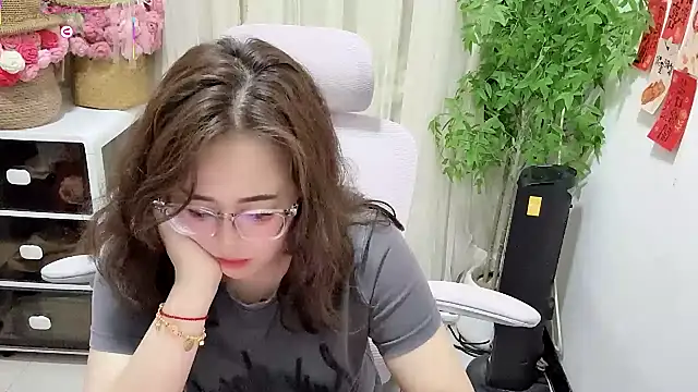 NEWONETO online show from May 19, 2:02 pm