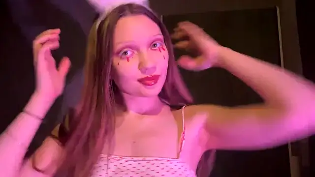 EmiIyKitty online show from October 30, 7:48 pm