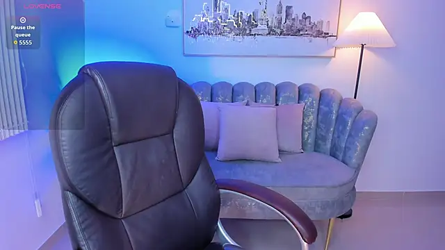 zharaa fox online show from May 23, 4:44 am