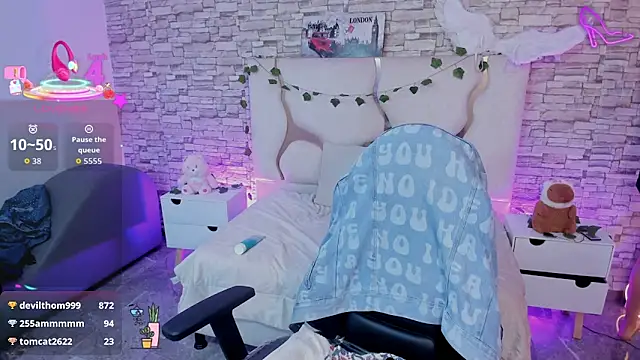 casse tay online show from March 29, 8:46 am