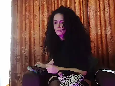 JadeLure online show from October 20, 12:41 pm