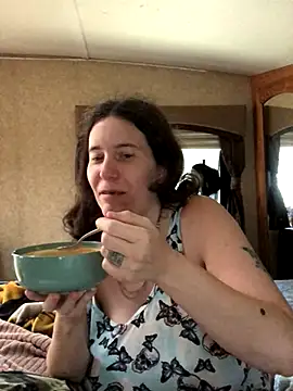 Petite83 online show from September 30, 7:41 pm