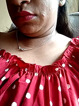 DesiRiya12 online show from October 6, 8:53 am