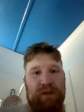 curiousbiguy420 online show from October 17, 2:37 am