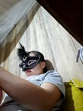 Tuyet xx online show from October 10, 2:00 pm