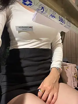 Gina999 online show from April 28, 2:20 am