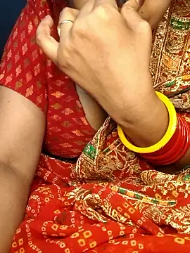 Hot  bhabhi 99 online show from May 26, 4:01 am