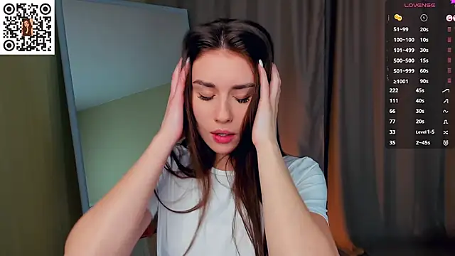 MinaRuzzo online show from November 10, 5:57 am