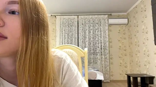 MalindaFonteno online show from September 28, 8:25 pm