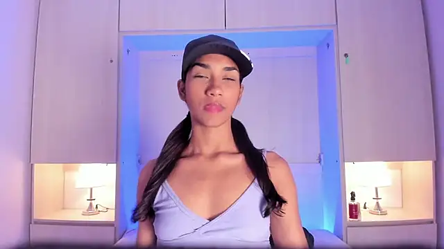 AnahiCollins online show from February 11, 11:33 am