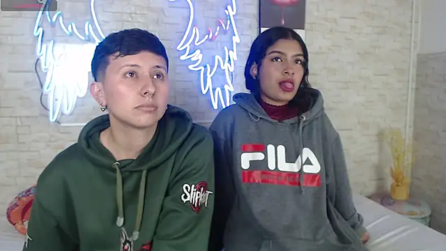 Gaby and Mei online show from November 16, 4:14 am