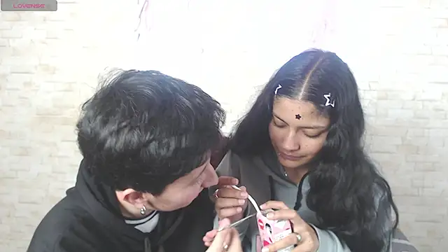 Gaby and Mei online show from October 31, 2:24 am