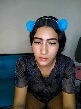 ScarletDesire  online show from November 20, 9:38 pm