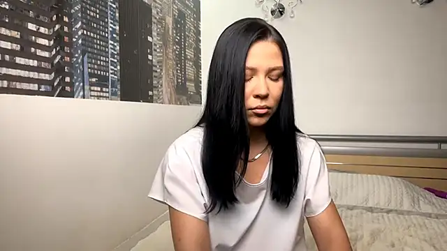 CorinneDibert online show from October 5, 6:40 am