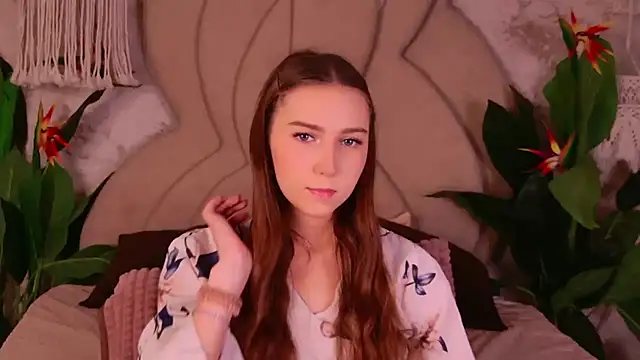 OliviaLay online show from November 7, 11:16 am