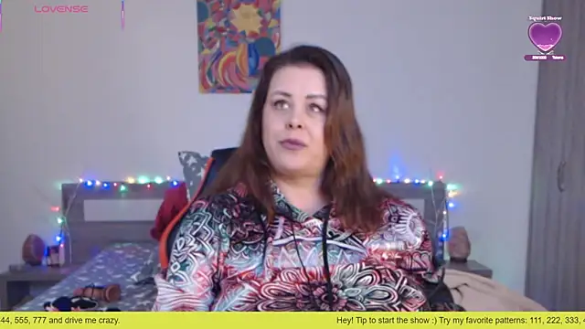 1Felicity1 online show from November 9, 11:06 am