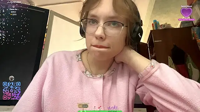 ArielleBiernacki online show from October 4, 10:43 am
