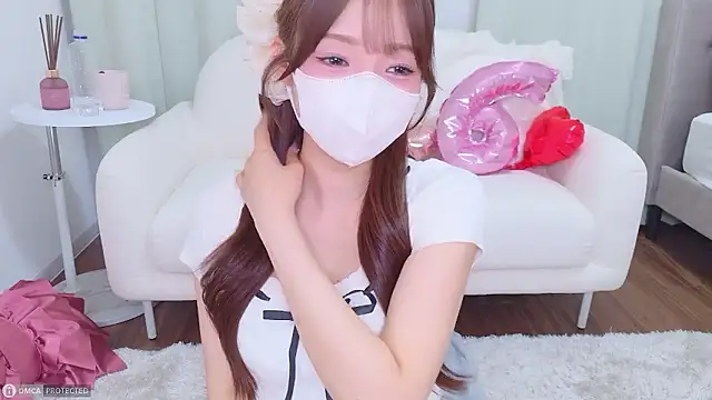 Seira  nn online show from May 7, 1:26 pm