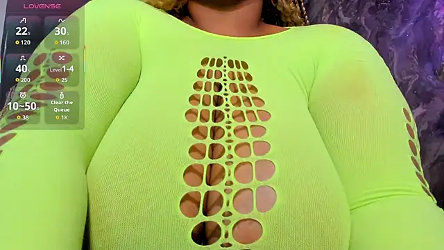 Fenty melo online show from October 10, 8:25 pm