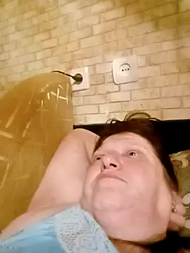 Apeesynka55211 online show from May 15, 1:54 am