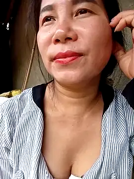 meomeo-baby online show from October 4, 2:39 am