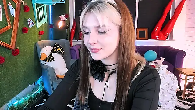 JudyHart online show from September 30, 11:38 am
