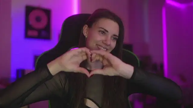 CandyStorm online show from March 18, 5:45 am