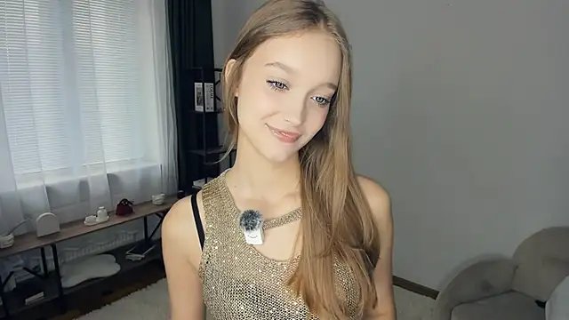 SerrenaAa online show from October 20, 8:39 am