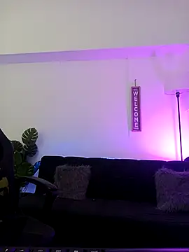 Alana-sweet online show from November 8, 9:09 pm