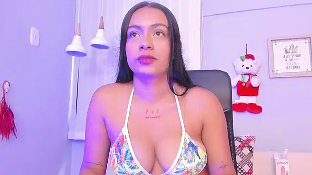 Lilo Rose online show from November 14, 1:11 pm