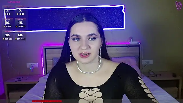 cutieblush online show from October 7, 10:25 pm