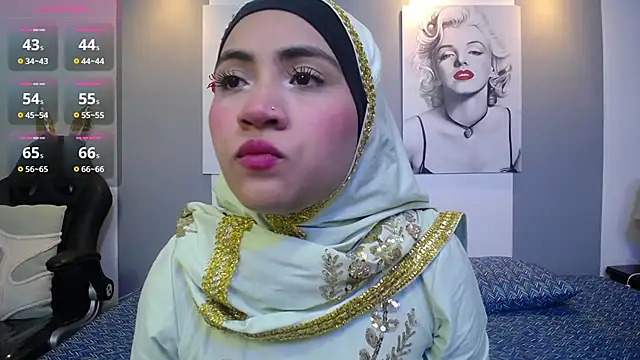 Neesha   online show from November 17, 8:09 pm