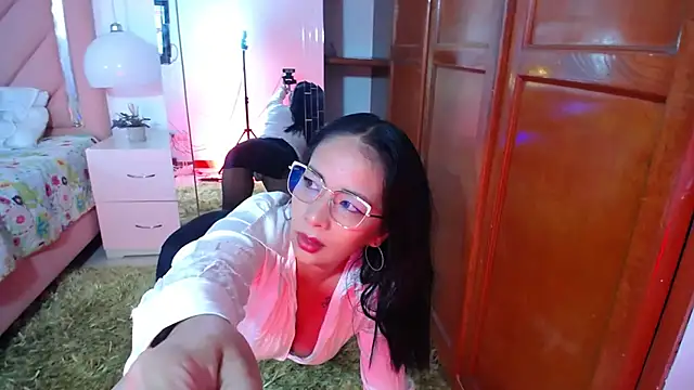 Amara Martell online show from October 11, 1:03 pm