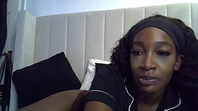 BaddieS x online show from October 3, 10:26 pm