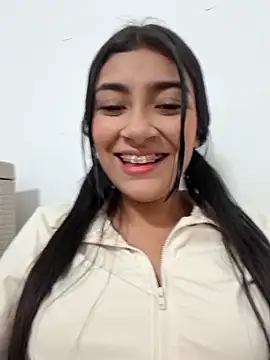 Sweed-virgin-pussy online show from May 18, 1:48 am