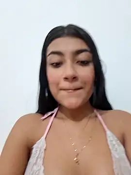 Sweed-virgin-pussy online show from May 8, 2:15 am
