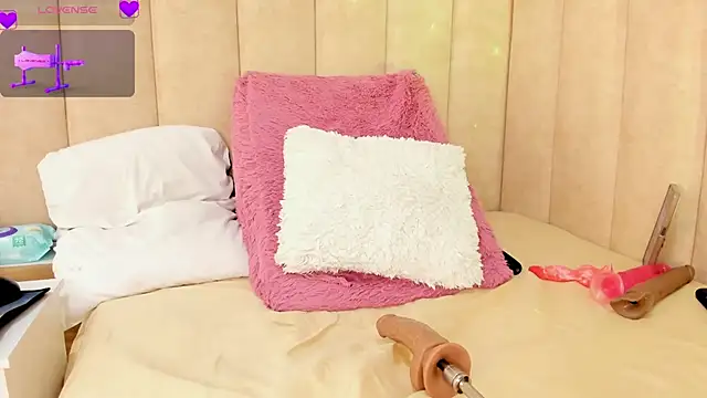 gaiasexxx online show from November 13, 11:15 pm