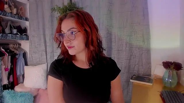 AmaruBloom online show from November 6, 5:02 am