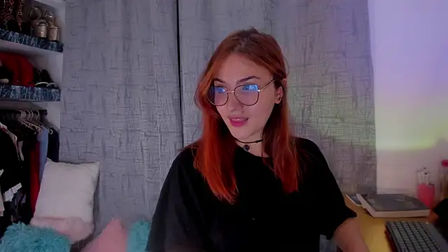 AmaruBloom online show from October 18, 6:38 am