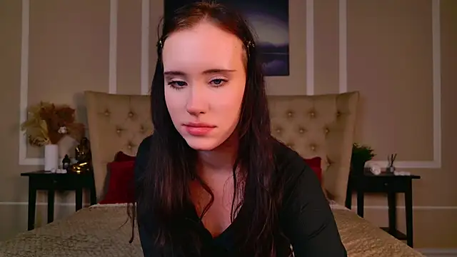 Melissa Gonzales online show from November 18, 4:08 pm