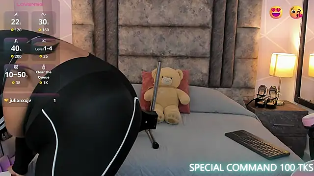 AnnaSwift  online show from December 20, 1:48 pm